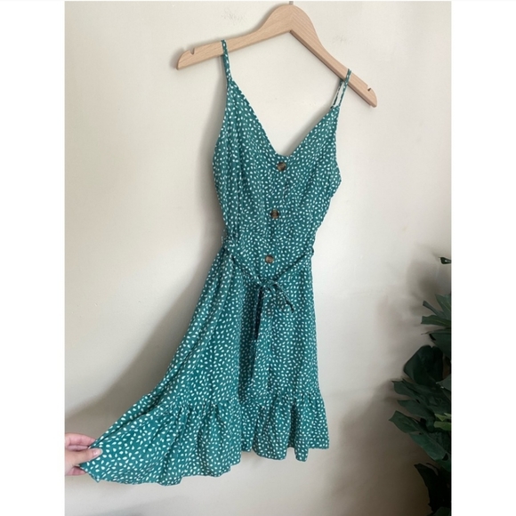 SHEIN Dresses & Skirts - Confetti Print Button Down Dress w/ Belt
